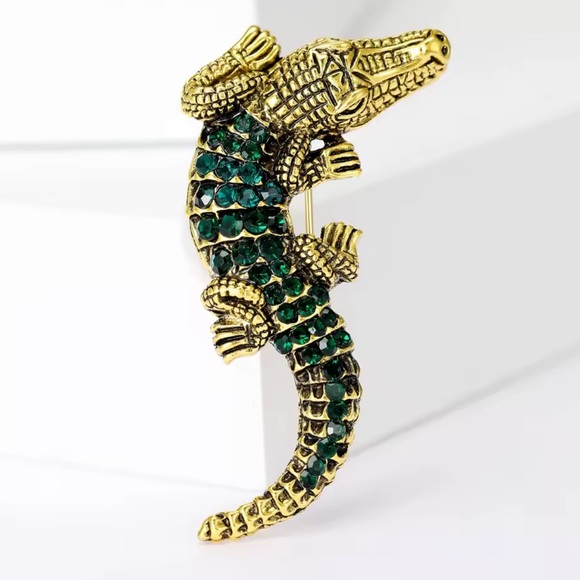 Alligator Emerald Crystal Gold Brooch - Picture 1 of 4
